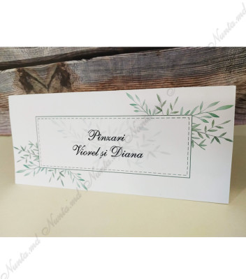 <p>Card de masă pentru nuntă sau alte evenimente, în interiorul căruia este un compartiment (buzunărel) care poate fi folosit ca plic pentru bani.</p>