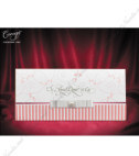 <p>Invitație de nuntă confecționată din carton sidefat și se pliază în trei părți pe orizontală. Partea de sus are imprimat un decor floral roz iar ca accesoriu servește fundița albă cu perlă.</p>