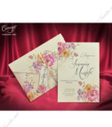 <p>Elegantă și specială, invitația de nuntă este confecționată din două elemente: cartonul de culoare ivory sidefat, cu elemente florale roz și decor reliefat destinat tipăririi textului și plicul cu același design, decorat cu o lentă bej de care atîrnă o etichetă cu un citat sau numele mirilor. Invitația nu necesită plic adițional.</p>