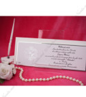 <p>Invitație de nuntă elegantă, confecționată dintr-un carton tare. Cartonul pe care se printează textul este alb. Plicul invitației este inclus în preț.</p><p>stoc limitat&nbsp;</p>