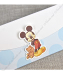 <p>Invitație de botez pentru băieței, realizată din carton ce se pliază în cinci părți și prezintă imaginea personajului disney Mickey Mouse. Textul invitației este tipărit în interior. Plicul invitației este de tip cutie blue și este decorat cu elemente în relief.</p><p><strong>Setul poate fi completat cu:</strong></p><p>•&nbsp;&nbsp;&nbsp;&nbsp;&nbsp;&nbsp;&nbsp;&nbsp; Aranjare la mese;</p><p>•&nbsp;&nbsp;&nbsp;&nbsp;&nbsp;&nbsp;&nbsp;&nbsp; Cartea de urări;</p><p>•&nbsp;&nbsp;&nbsp;&nbsp;&nbsp;&nbsp;&nbsp;&nbsp; Plic de bani;</p><p>•&nbsp;&nbsp;&nbsp;&nbsp;&nbsp;&nbsp;&nbsp;&nbsp; Număr la masă etc.</p><p>•&nbsp;&nbsp;&nbsp;&nbsp;&nbsp;&nbsp;&nbsp;&nbsp; Bomboniera;</p><p>•&nbsp;&nbsp;&nbsp;&nbsp;&nbsp;&nbsp;&nbsp;&nbsp; Cutie pentru colaci;</p><p>•&nbsp;&nbsp;&nbsp;&nbsp;&nbsp;&nbsp;&nbsp;&nbsp; Cutie pentru bani.</p>