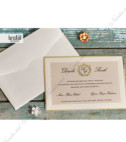 <p>Invitație de nuntă clasică formată dintr-un carton bej cu ornamente clasice pe fundal și chenar reliefat pe mărgini. În mijlocul cartonașului se printează textul invitației. În prețul invitației este inclus plic crem sidefat.</p>