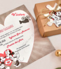 <p>Invitație de nuntă originală în formă de puzzle cu personaje Disney, Minnie şi Mickey, pe care este imprimat textul. Piesele se introduc într-o cutiuță cafenie accesorizată cu o sfoară de cînepă și o etichetă piesă de puzzle. Invitația nu necesită plic suplimentar.</p>