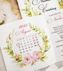 <p>Invitaţie la nuntă personalizată, realizată din carton artistic alb mat, forma se deschide ca o cărţulie.</p><p><strong>Setul poate fi completat cu:</strong></p><p>• Plic invitaţie;</p><p>• Aranjare la mese;</p><p>• Plic de bani;</p><p>• Număr la masă etc.</p><p>Aceste componente pot fi сomandate atât în set cât şi separat.&nbsp;</p><p><strong>ATENŢIE: </strong>În dependenţă de tipul hârtiei, complexitatea modelului şi componentele alese, preţul poate varia.&nbsp;</p><p>Orice idee poate fi realizată !!!</p>