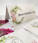 <p>Card de masă(plic) pentru nuntă sau alte evenimente, în interiorul căruia este un compartiment (buzunărel) care poate fi folosit ca plic pentru bani.</p><p><strong>Dacă faceţi invitaţiile la noi, la plicuri beneficiaţi &nbsp;10% reducere.</strong></p>