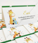 <p>Card de masă sau plic de bani pentru cumatrie sau alte evenimente, în interiorul căruia este un compartiment (buzunărel) care poate fi folosit ca plic pentru bani.</p><p><strong>Dacă faceţi invitaţiile la noi, la plicuri beneficiaţi &nbsp;10% reducere.</strong></p>