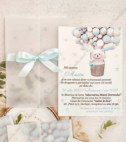 <p>Invitaţie originală pentru cumatrie-botez, cu design personalizat confecţionată din carton şi cu plic transparent sidefat din foaie de calc accesorizată cu o fundiță din satin.</p><p><strong>Setul poate fi completat cu:</strong></p><p>•&nbsp;&nbsp;&nbsp;&nbsp;&nbsp;&nbsp;&nbsp;&nbsp; Aranjare la mese;</p><p>•&nbsp;&nbsp;&nbsp;&nbsp;&nbsp;&nbsp;&nbsp;&nbsp; Cartea de urări;</p><p>•&nbsp;&nbsp;&nbsp;&nbsp;&nbsp;&nbsp;&nbsp;&nbsp; Plic de bani;</p><p>•&nbsp;&nbsp;&nbsp;&nbsp;&nbsp;&nbsp;&nbsp;&nbsp; Număr la masă etc.</p><p>•&nbsp;&nbsp;&nbsp;&nbsp;&nbsp;&nbsp;&nbsp;&nbsp; Bomboniera;</p><p>•&nbsp;&nbsp;&nbsp;&nbsp;&nbsp;&nbsp;&nbsp;&nbsp; Cutie pentru colaci;</p><p>•&nbsp;&nbsp;&nbsp;&nbsp;&nbsp;&nbsp;&nbsp;&nbsp; Cutie pentru bani.</p><p><strong>ATENŢIE: </strong>În dependenţă de tipul hârtiei, complexitatea modelului şi componentele alese, preţul poate varia.&nbsp;</p><p>Designul poate modificat !!!</p>