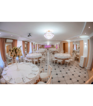 Nuntă la cheie  la  „Mon Cher Banquet Hall”