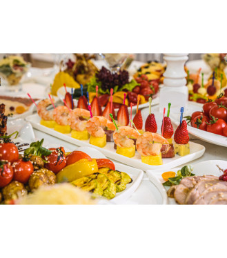 Nuntă la cheie  la  „Mon Cheri Banquet Hall”